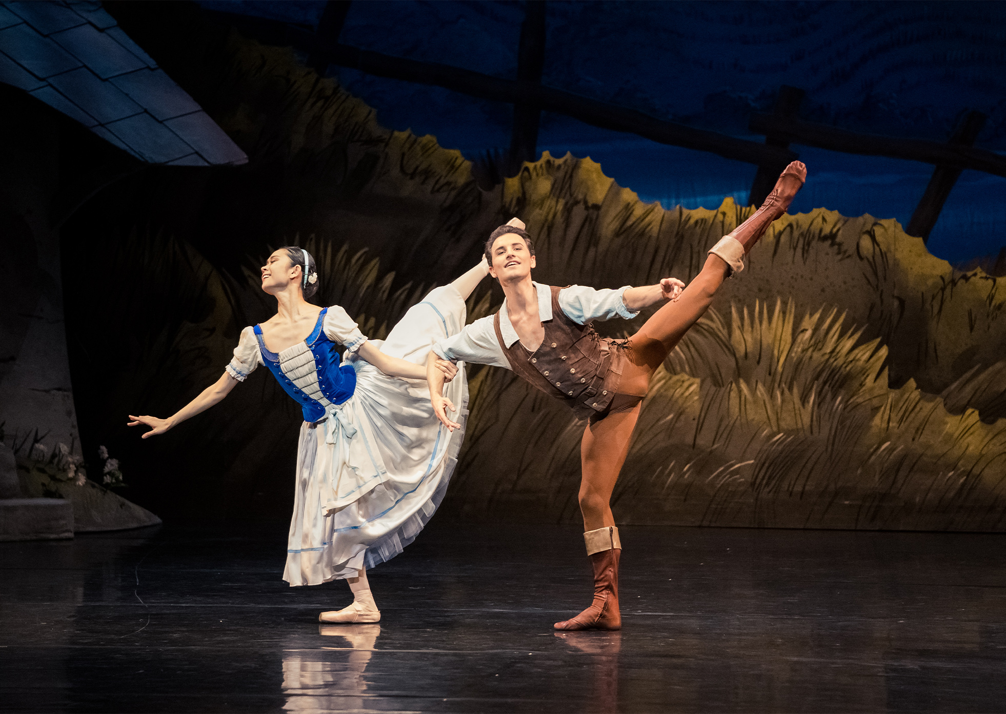 Semyon Velichko en Jessica Xuan in Giselle